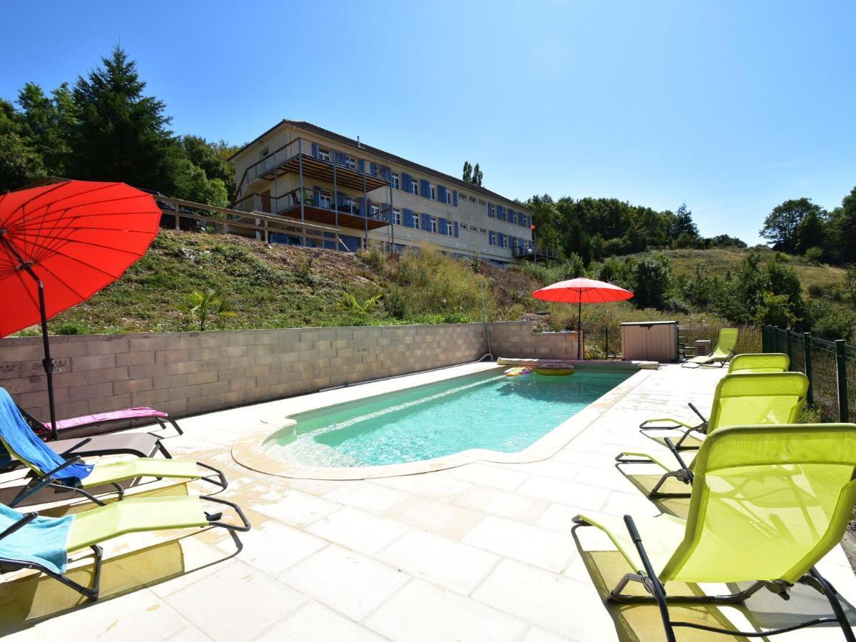 Willa Mansion In Cuzy With Swimming Pool Terrace And Heating Zewnętrze zdjęcie